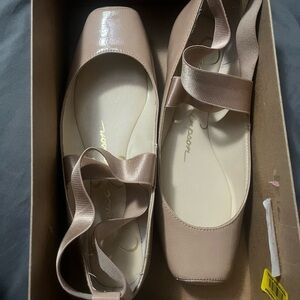 Jessica Simpson Women's Nude Ballet Flats